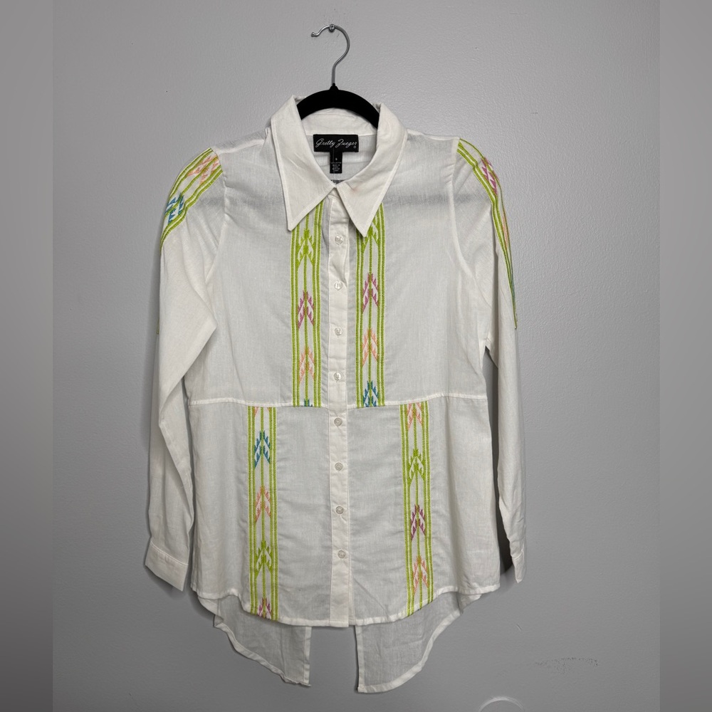 Gretty Zueger Linen Embroidered Button Blouse